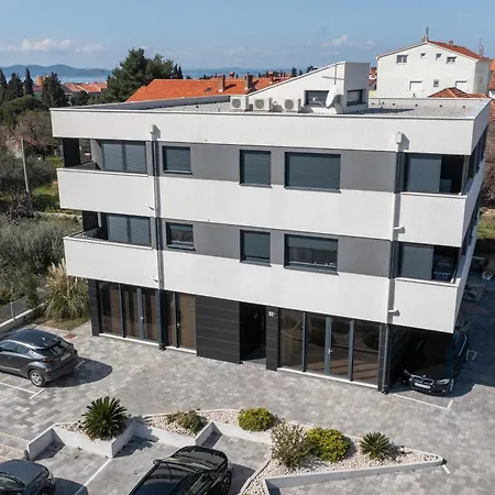 Luna * Zadar